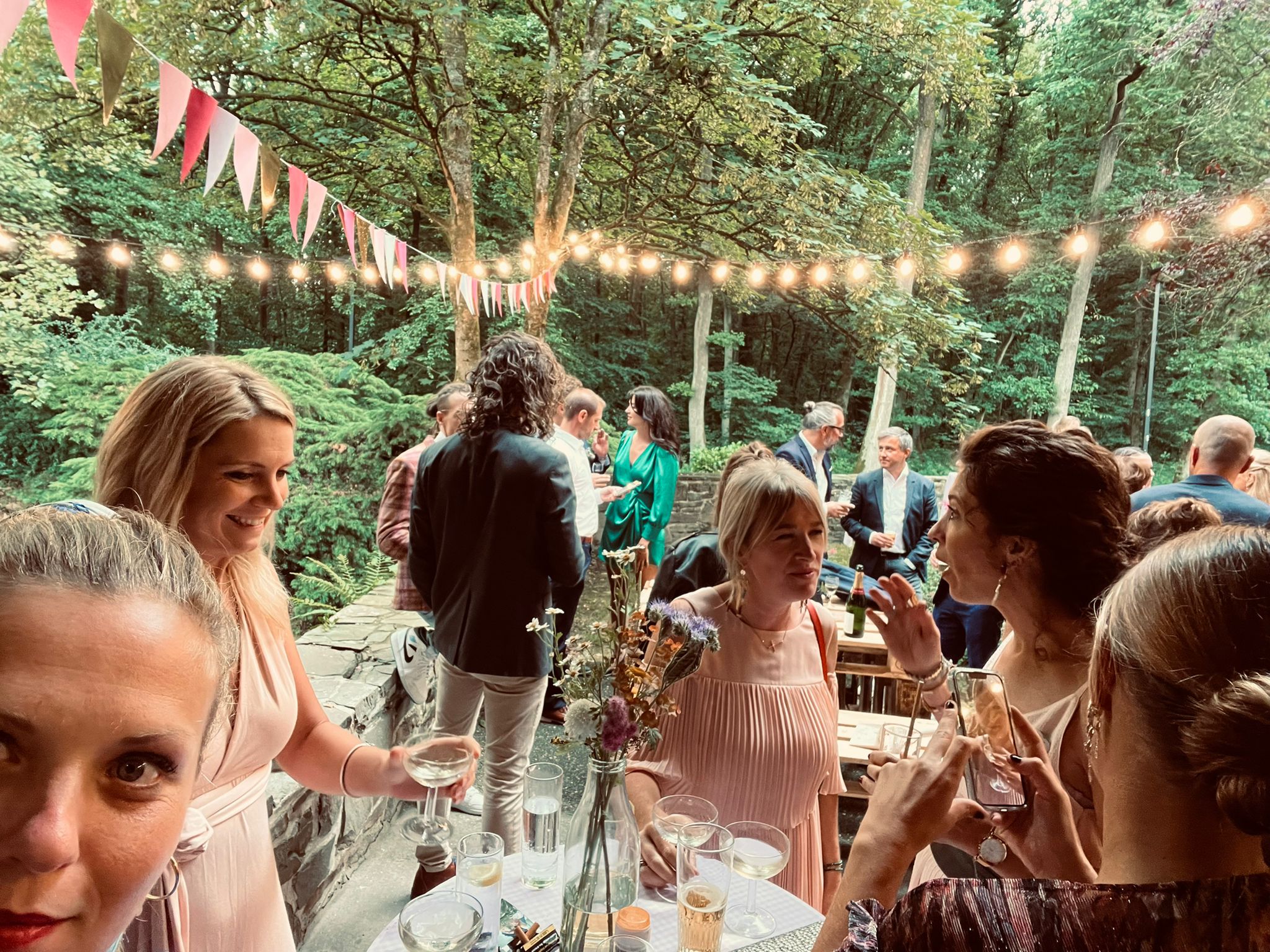 Vous cherchez une salle en location, proche de Charleroi, pour votre prochain événement privé ou professionnel ?